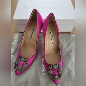 Manolo Blahnik Satin Hangisi hot pink 105mm pump,size 7,bridal/party shoes